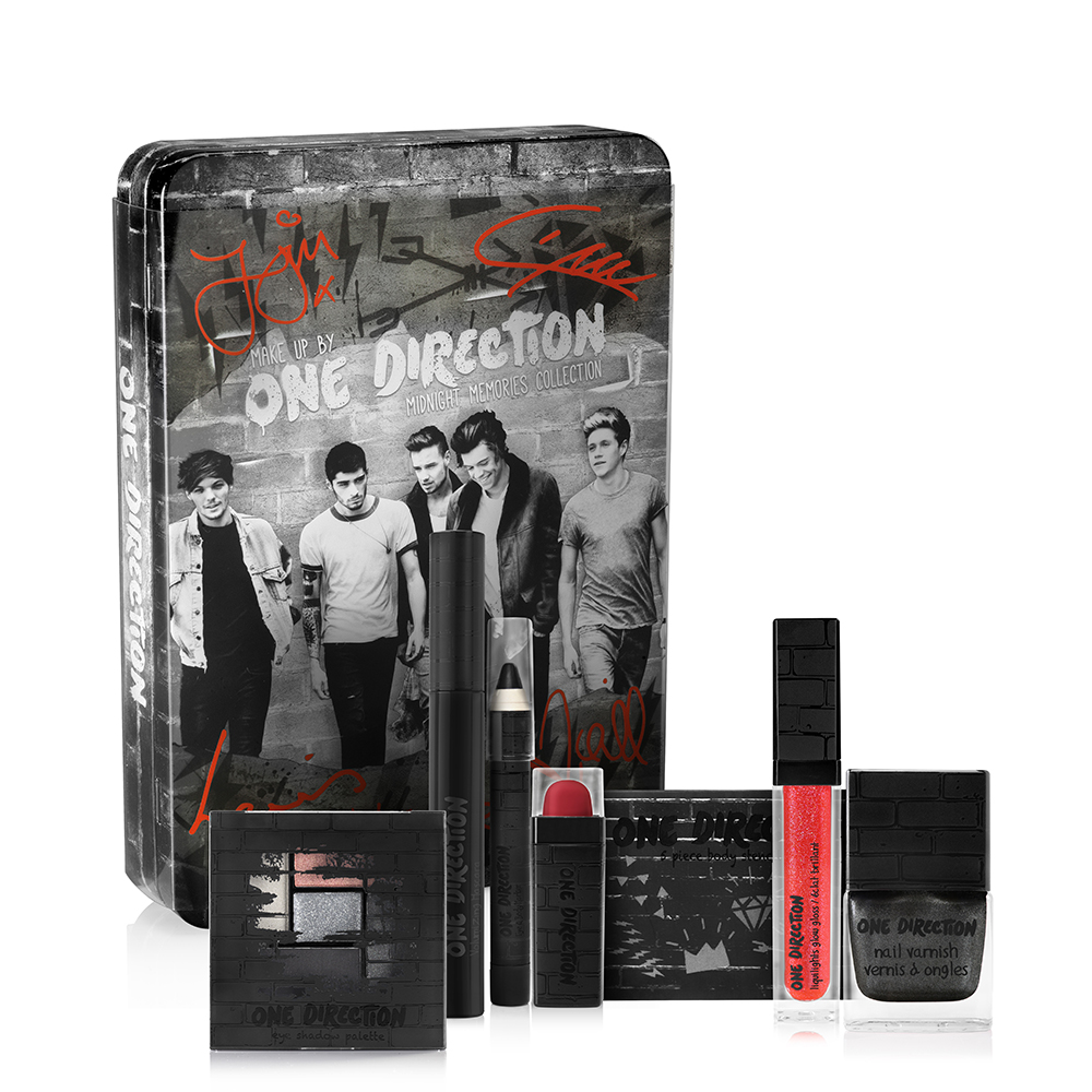 Autographed Make-up by ONE DIRECTION Giveaway (CLOSED)