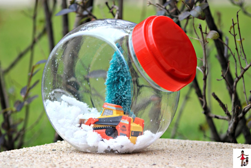 DIY-Disney-planes-fire-and-rescue-snow-globe