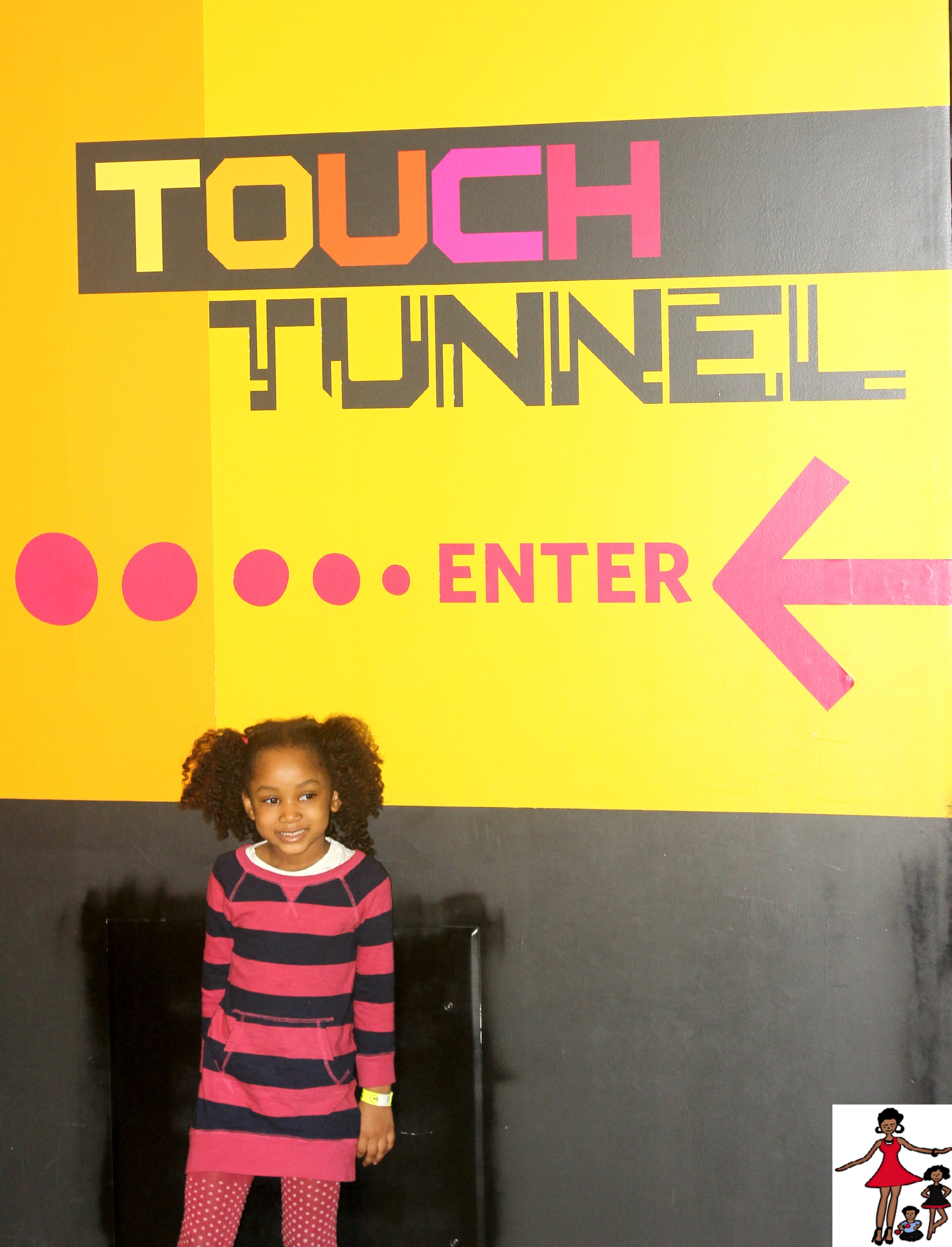 LIBERTY-SCIENCE-CENTER-TOUCH-TUNNEL