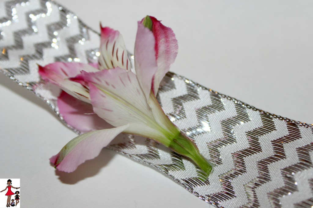  flower-bracelet-tutorial