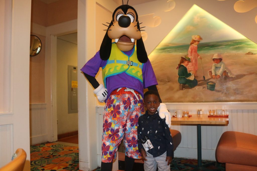 Disney's Breakfast With Characters at Disney's Yacht Resort 