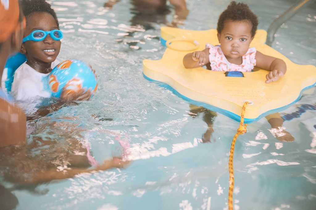 3 Benefits of a Goldfish Swim School Membership Besides Swimming Lessons