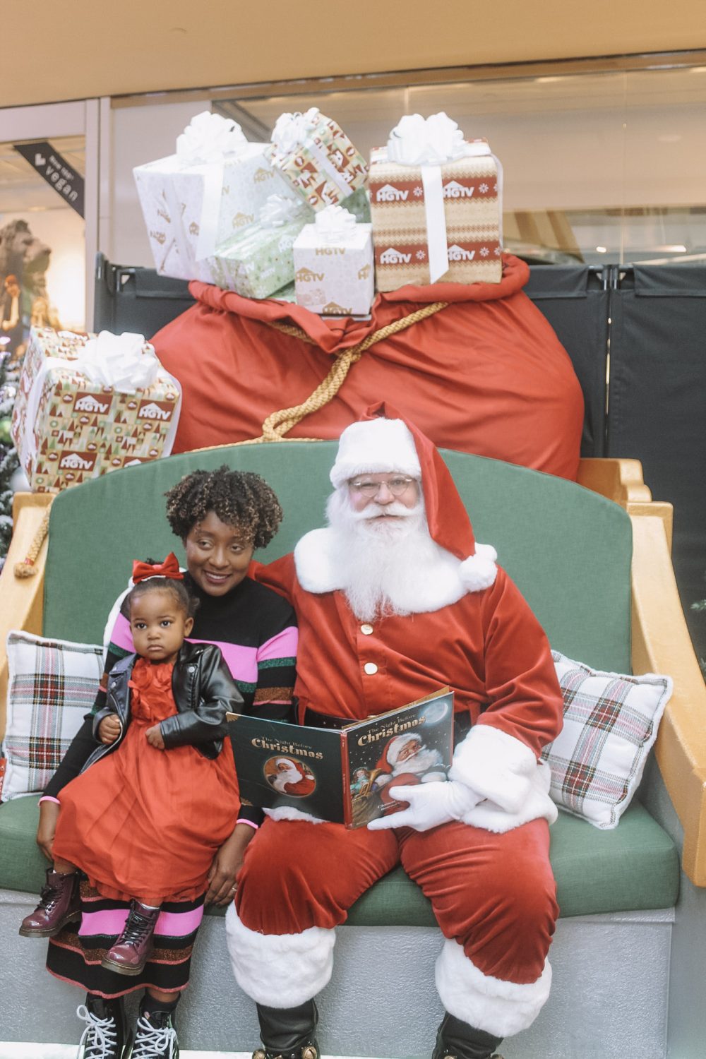 Our experience at HGTV Santa HQ at Queens Center Mall